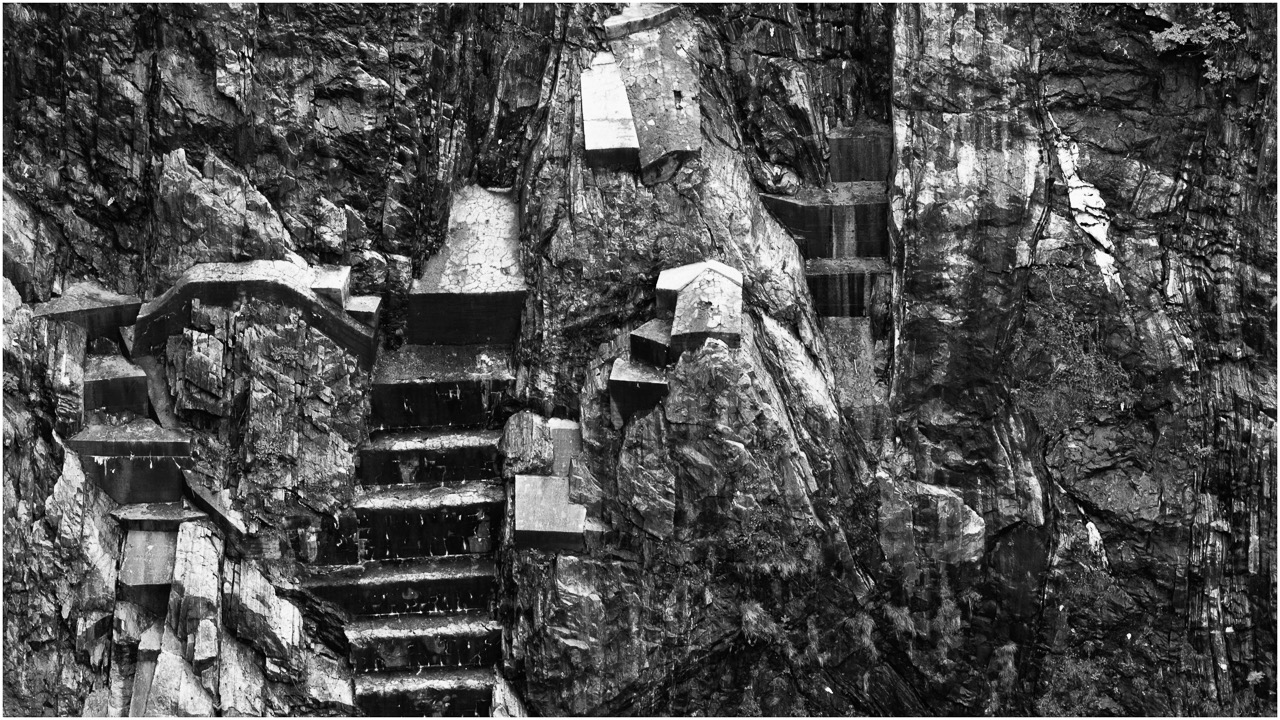 Staudamm-Mauer